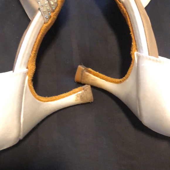 Women’s rhinestone wedding shoes size 8 - Picture 7 of 9